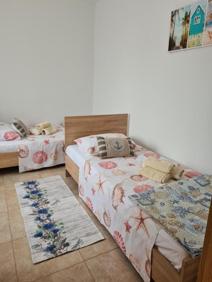 Apartman Luka 班约勒 外观 照片