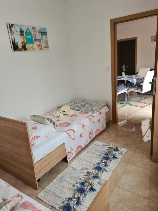 Apartman Luka 班约勒 外观 照片