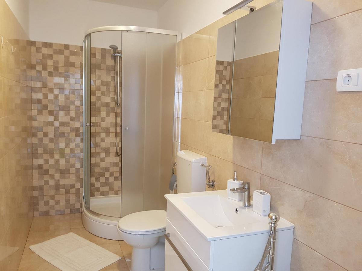 Apartman Luka 班约勒 外观 照片
